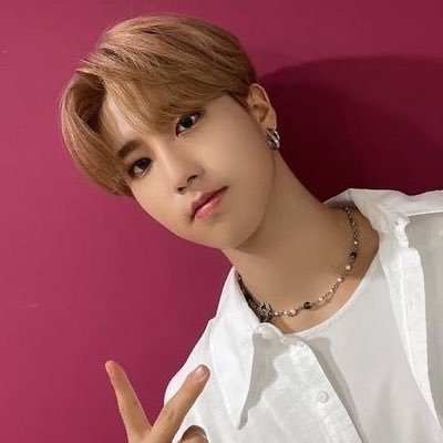 rluvsdogs's profile picture. cuenta extra pa lo ke sea😜
