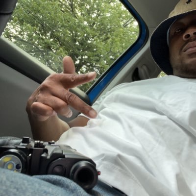 follow me I'll follow bacc show some love and I'll show some love bacc