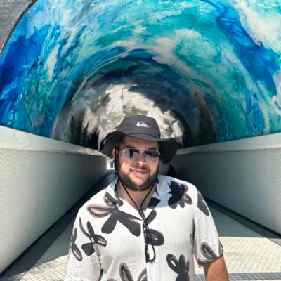 AdriLeVrai's profile picture. 