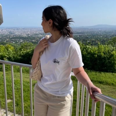 Wunistea's profile picture. My name is Selda NOT Zelda :’). Following fave YouTubers, artists and meme accounts. I also post things sometimes. | I ❤️ Nintendo & SEGA |