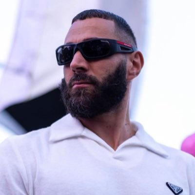 FR_Benzema's profile picture. L'actualité du Ballon d’Or 2022 sur ce compte ! @ittihad