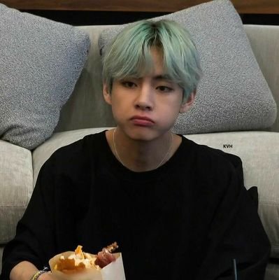 #Namjoon: Bts is not just a story of 7 people. It's me, you and everyone🧷
Bu user bangtanla kalmaya evinden uzakta devam edecek artık (evim burası btw) 💜🌟