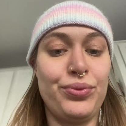 BeckyShmur89191's profile picture. SRNT4ES7