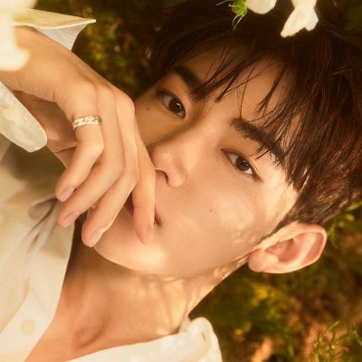 ‹·˚ #제로베이스원 𖡼
「 ♡ 」 she/they
「 ♡ 」 6teen
「 ♡ 」 istp
「 ♡ 」 gemini
「 ♡ 」 rcbyf