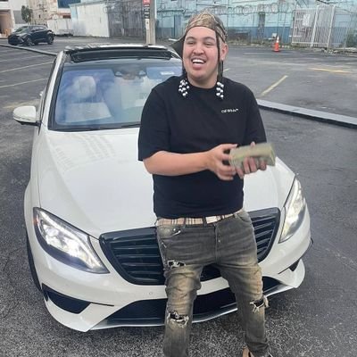 MWilson8964's profile picture. Props note available hit me up https://t.co/nx7vkRgZAi