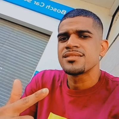 Jonatha12922904's profile picture. correndo atrás do meus objetivos sem derrubar ninguém 👊🏾🤜🏾🤛🏾🙌🏾🙏🏾