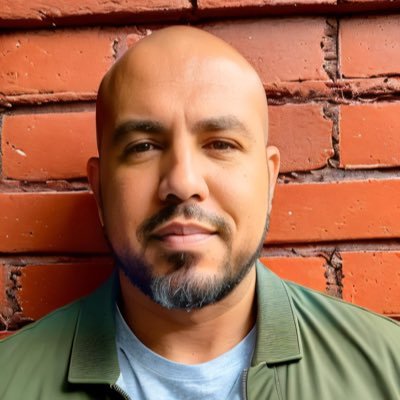Comunicação Empresarial, Mkt Digital, Gestão de Pessoas, Educação Corporativa, Neuromarketing e Relacionamento com Clientes 😁
Louco por gente e suas histórias!