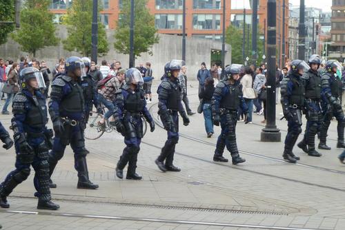 I brought you live updates of impending rioting during the August 2011 UK Riots, now I just tweet/retweet Mancunian matters. Personal - @ElliottTDuke