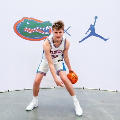 University of Florida 🏀 Combo Guard https://t.co/xwKWSPs4Ux