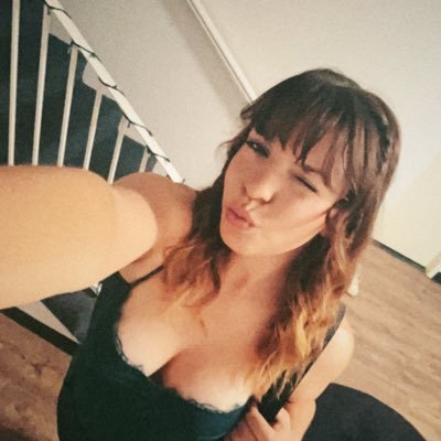 lolo_fashosho's profile picture. 