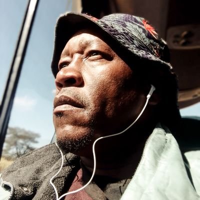 #HouseMusic Retard I Brand ambassador @ The Plug Store I #MFSessions Host Every Sunday & #Songselector at #WeeklyGrooves every Saturday @RadioKC