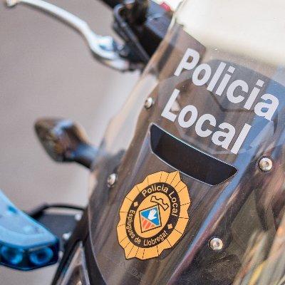 Twitter oficial de la Policia Local d'#Esplugues. En cas d'urgència truca’ns 📲 93.371.66.66 #EspluguesSegura