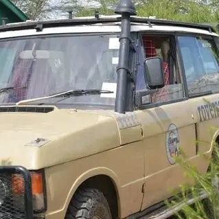 Erikson Rover Safaris offer private, tailor-made, self drive / chauffeur driven 4x4 safaris 

What's app +254111854395 or email us on sales@roversafari.com