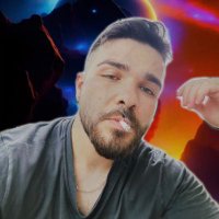 Mert (@mmmertece) 's Twitter Profile