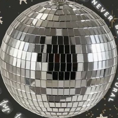 mirrorballKvers's profile picture. kuhanya perlu belajar dan mencintai cowo korea 💥🙇🏻‍♀️🥸🆖🆎 - 1st year of shs 📓