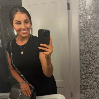 - insta: @livwhitt