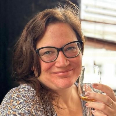 Problem solver, printmaker, artist, believer in the Oxford Comma, cheese eater, and joyous beer drinker! (she/her) Masto: amyherself@cloudisland.nz