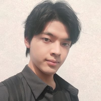 三木プロダクション預かり所属声優 /【出演】劇場版 横浜見聞伝スター☆ジャン川・奈(序),(終) ツツノオウ 役、第5回ライターmeetsアクター朗読劇公演「嫌われ者の履歴書」道江公平 役/【趣味】特撮、カードゲーム、TRPG、Vtuber