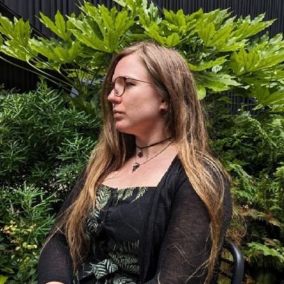 UX Designer || Aerialist & Pole Dancer || Weeb Trash || Gamer || Craft Ale Snob || Ramen Enthusiast || House Plant Hoarder