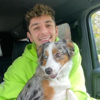 hearts4selfharm's profile picture. 19 
Eat disorder🍔
Self harm 🔪
Been to 🤍
Seven Hills Behavioral Health Hospital 😮‍💨
Desert Parkway Behavioral Healthcare Hospital 💗
Henderson hospital