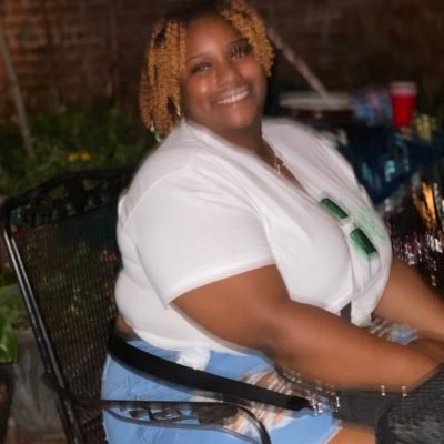 Taurus Gang 🤟🏾♉️ | IG : BigDaddyDav_ | LLS🕊️ | I don’t look back , unless it’s a good view 🤪 | 💍 SoontobeMrs