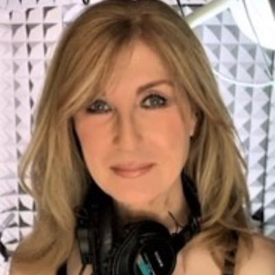 5 time Audie Nominated Audiobook Narrator. Producer of 600+ audiobooks. Multi-Award Winning #BritishActress with flair for accents. History & Wellness nerd.