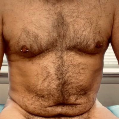 Alt account for DC very kinky daddy bear -- here to admire, talk dirty, occasionally post, and often meet. aspiring #deepthroat sub & dom