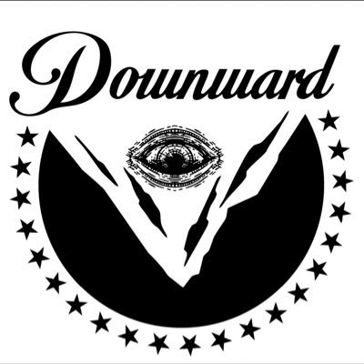 We are Downward Vo.アサコ（@a3ac0） / Gt. 大地 (@PEKINCHANG) / Ba. KM (@m_kumita) / Dr. INOMAN (@ino_man) #downwardjp