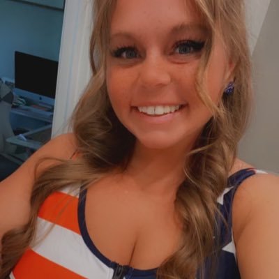 Sweet southern belle 💘🌺. the 🔗 you’re looking for 👇🏼 💙🤍😏 🚫No Meets/Collabs🚫