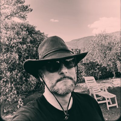 The__Somberlain's profile picture. Virtute duce comite fortuna