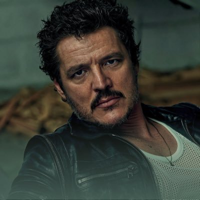 Your ultimate source for all Pedro Pascal high quality pictures! | FAN ACCOUNT, we are NOT Pedro!