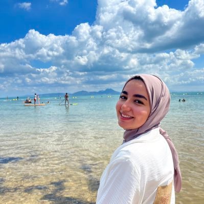 182_saara's profile picture. Architecture || Just