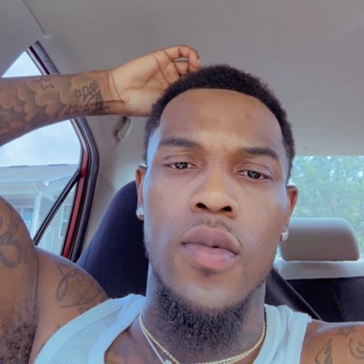 HARLEM NY ✈️SC .. SEMI PRO HOOPER🏀#ECBL NEW YORK NIGGA TIL THE DEATH OF ME .. 👑SilkCity👑👳🏾♀️SC: RRILEY105 Tiktok: _robertriley