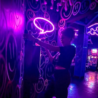 TayleezFoSheez's profile picture. I’m here, yall can calm down now 🥴🤪 Find me on twitch @ TayleezyFoSheezy Digital Content Designer by trade