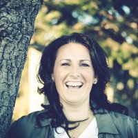 Angela Simoes (@asimoes76) 's Twitter Profile
