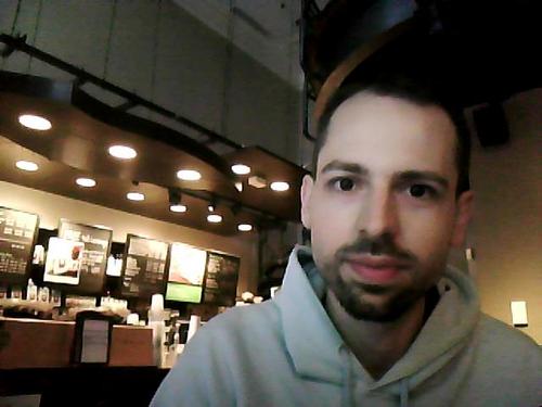 EmaSigis's profile picture. Tradito dal M5S. Voglio di nuovo la mia Italia. #noeuro #italexit #stopmes . Blocco tutti coloro che mi rompono le balle oltremisura soprattutto account fake