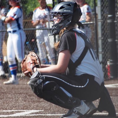 2027 graduATe 📚 fAiThful ✝️ Ranked #54 Extra Inning Elite 100/#37 cATcher 🥎 Secondary 1B 🥎 AL Firecrackers Moon 14U #10 🧨 Mountain Brook Softball 💚