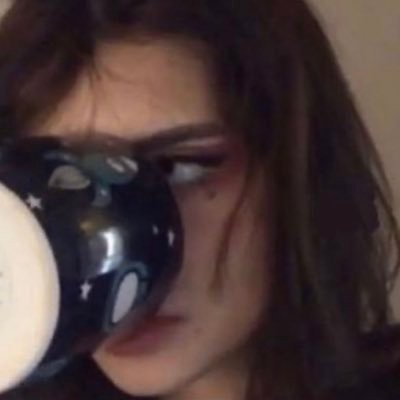 hfhr7k8's profile picture. اللهم سخر لي من يدعو لي بعد مماتي.