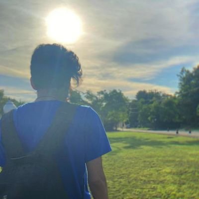 0PHX_'s profile picture. Funciono movido a música e café :)