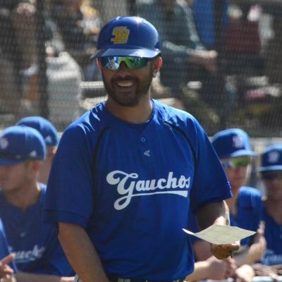 Associate head coach at @UCSB_Baseball. Husband, proud father of 4.