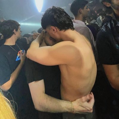 North west’s finest ✨ /sub bttm /hung guys dm me for meets /Pics, videos& underwear 💰