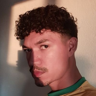 oalombra's profile picture. Cansada 24hrs