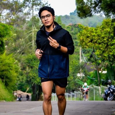 fajarmnrozaki's profile picture. 七転び八起き