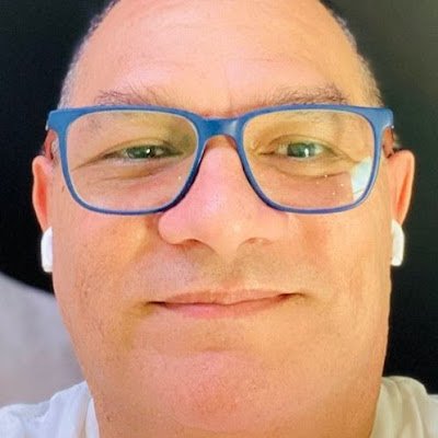 Doctorando en Derecho | Maestro en Derecho Fiscal | Especialista en Derecho Tributario, Administrativo, Laboral y Electoral | Defensor de derechos.