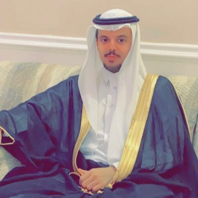 اذا مر عليك وقت ووجدت نفسك تبكي وتتساءل عن سبب الأوقات الصعبة لا تستمر للأبد ، ولكن الناس يستمرون