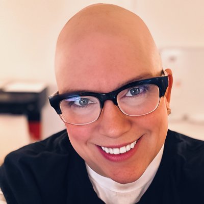 JulieJBoyles's profile picture. I ghostwrite Educational Email Courses for the senior citizen care industry, with a focus on helping families navigate caring for aging parents.