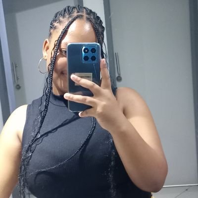 1253Zanele Profile Picture