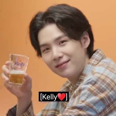 PersephoneH05's profile picture. LOVE BTS & ATEEZ 🩶💜