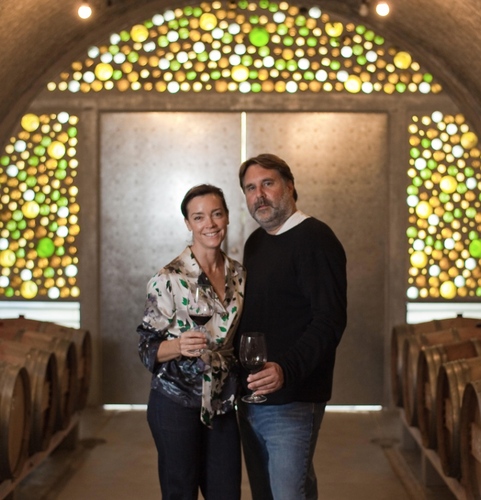 Named for its unique location in the narrowest part of the Napa Valley, proprietors Jeff and Carolyn Smith produce one of the top Cabernet Sauvignons.