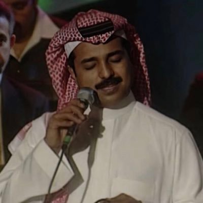 من كثر حبي لك تأثرت بك حيل ما فيه شي تحبّه إلّا و أنا أحبّه ⚑